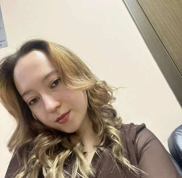 Frances_Guzman's Offline Chat Room