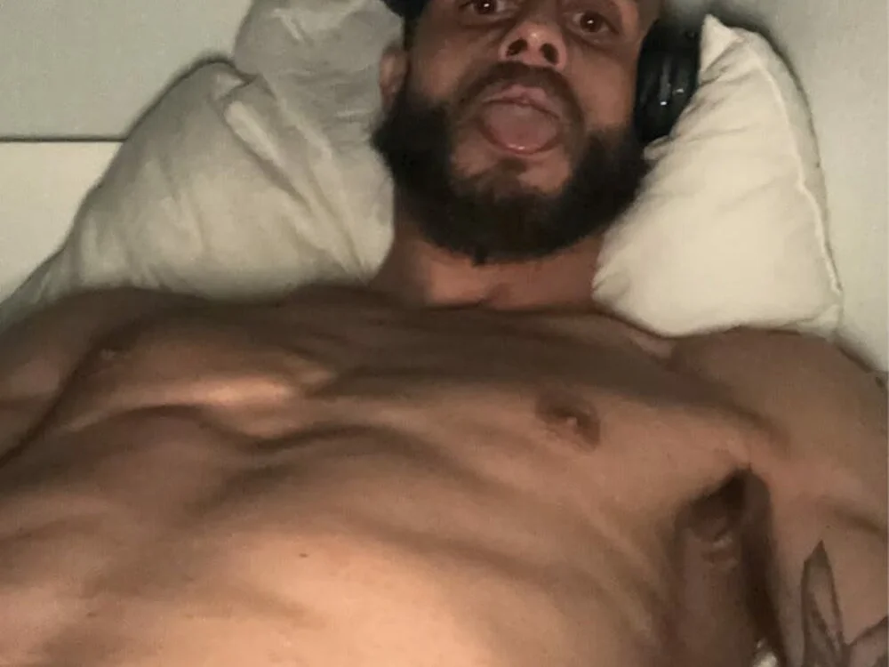 cesar8906 Chat XXX offline