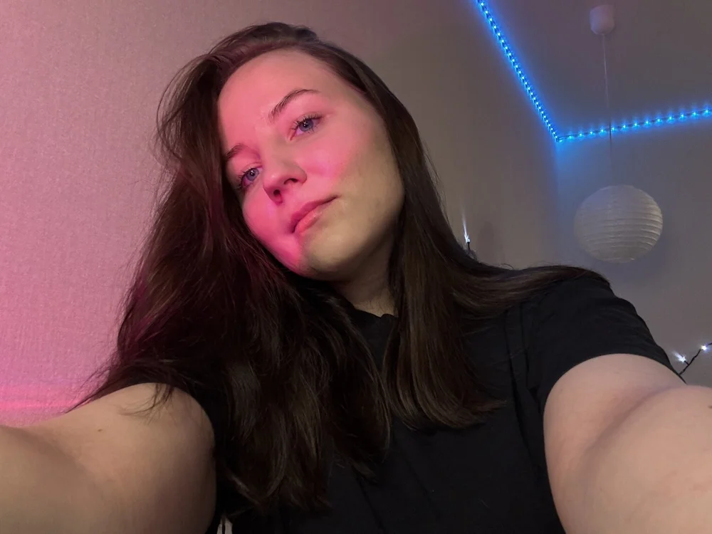 BoundEve's Offline Chat Room