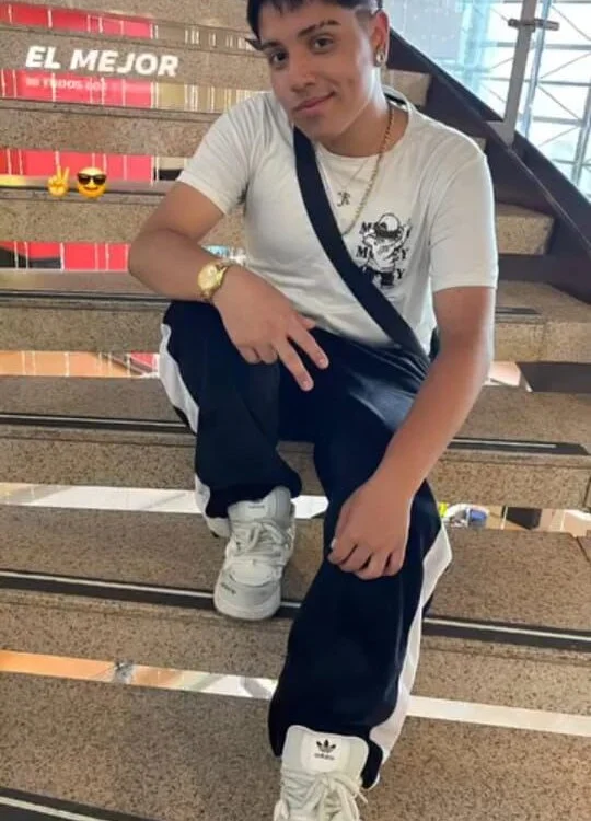 Chat +18 off-line de ANDYBABE_VC