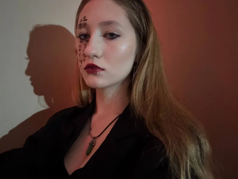 LeslieFossey cam model