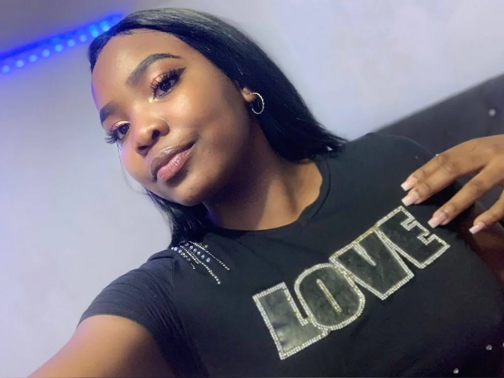 Offline XXX chat mia29-