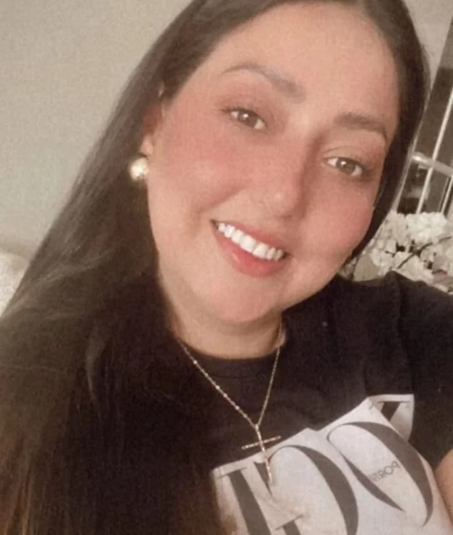 celina_1318 offline chatrum