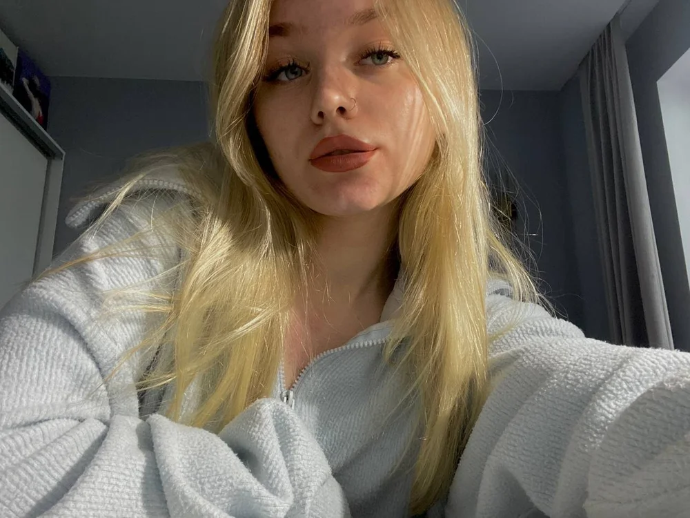 GladysFitt offline chatrum