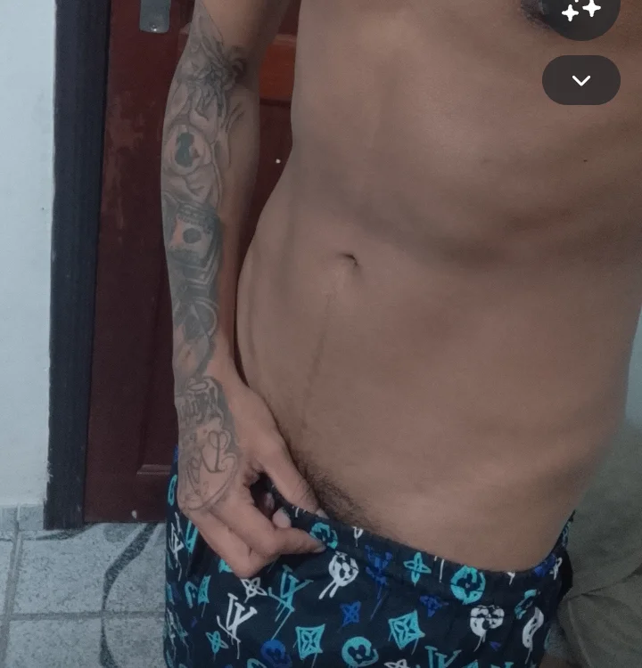 Jhonny_Brv7's Offline XXX Chat