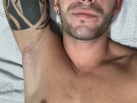 emanuel00220's webcam live show