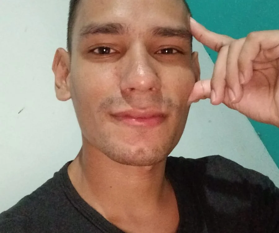 Monstercockcolom offline chatrum