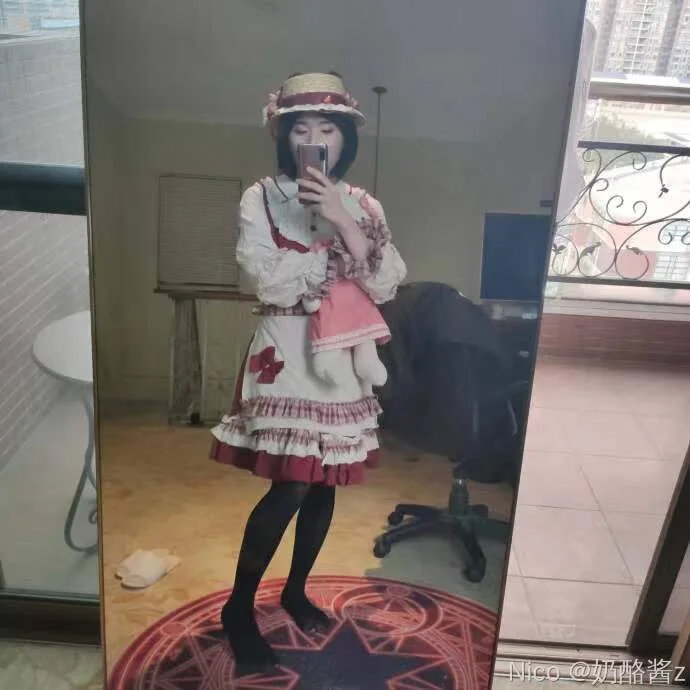 slut_cheese Chat XXX offline