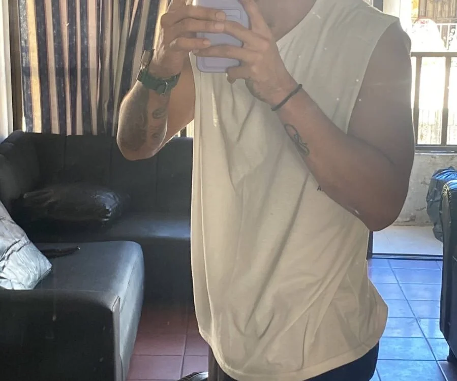 latino_hotxxx Obrolan XXX Offline