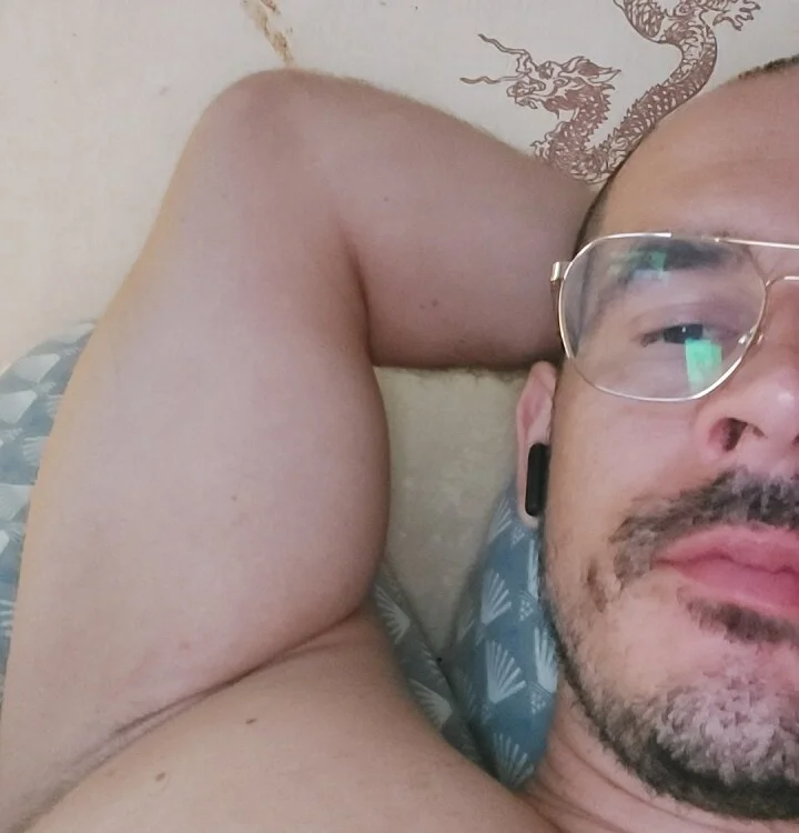 Masta948's Offline XXX Chat