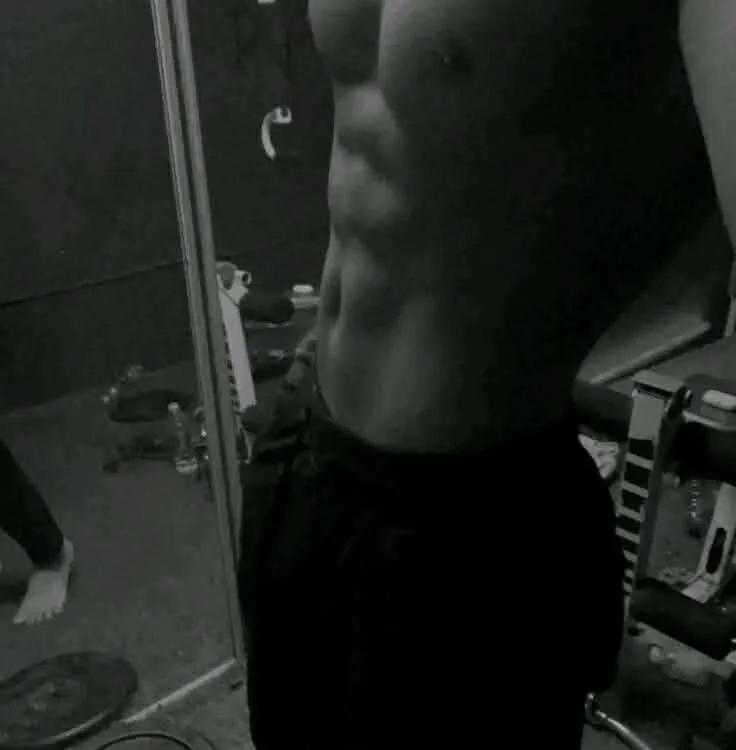 Walidtoto 離線 XXX 聊天