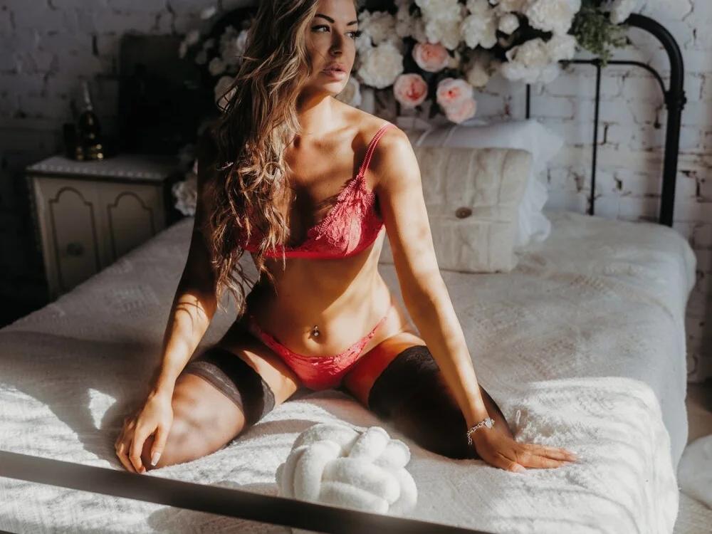 RebeccaXO_ 离线XXX聊天