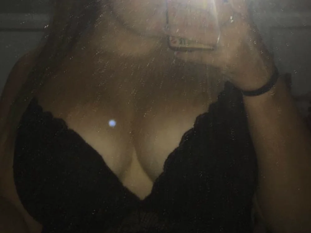 HayleyBabydoll offline chatrum