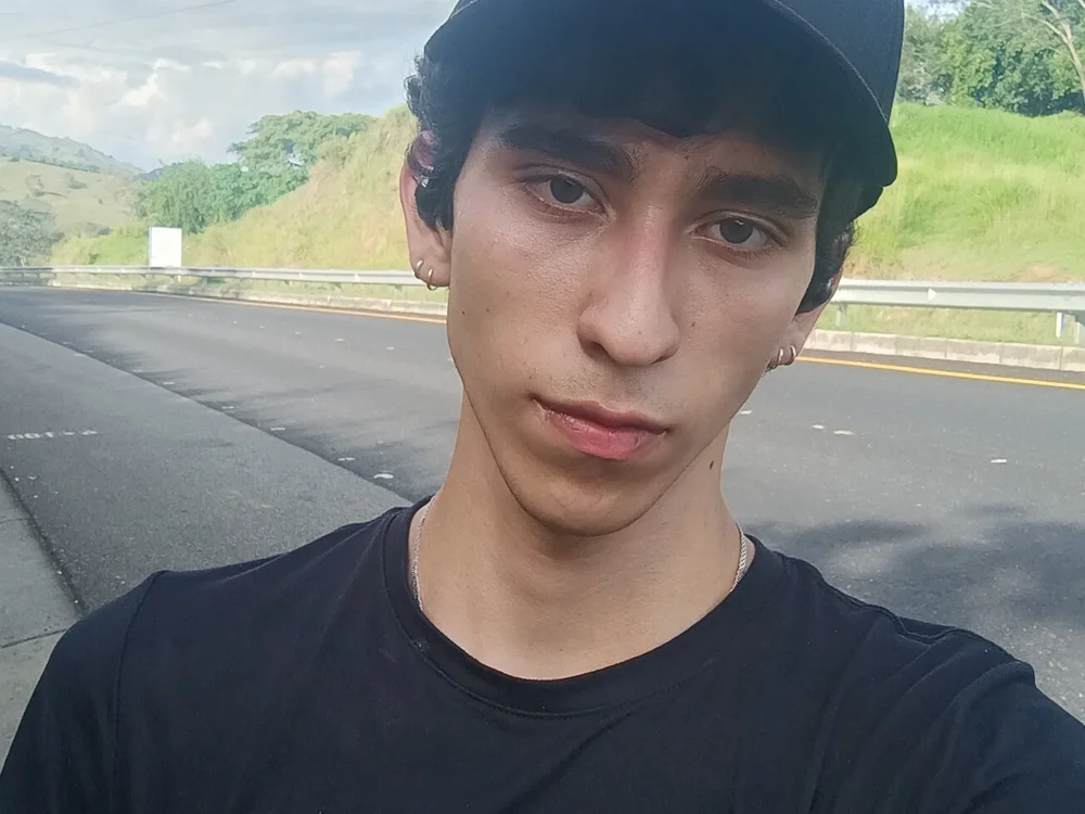 prettyyboyy 오프라인 XXX 채팅