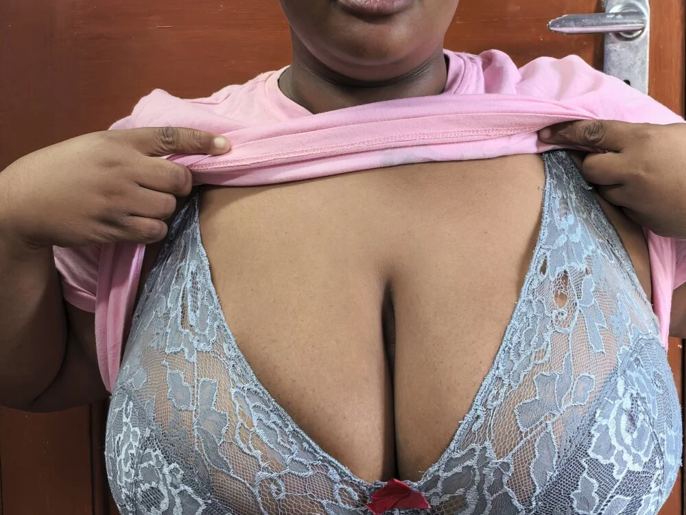 Sembang XXX Luar Talian AfricanChubbyCurvey