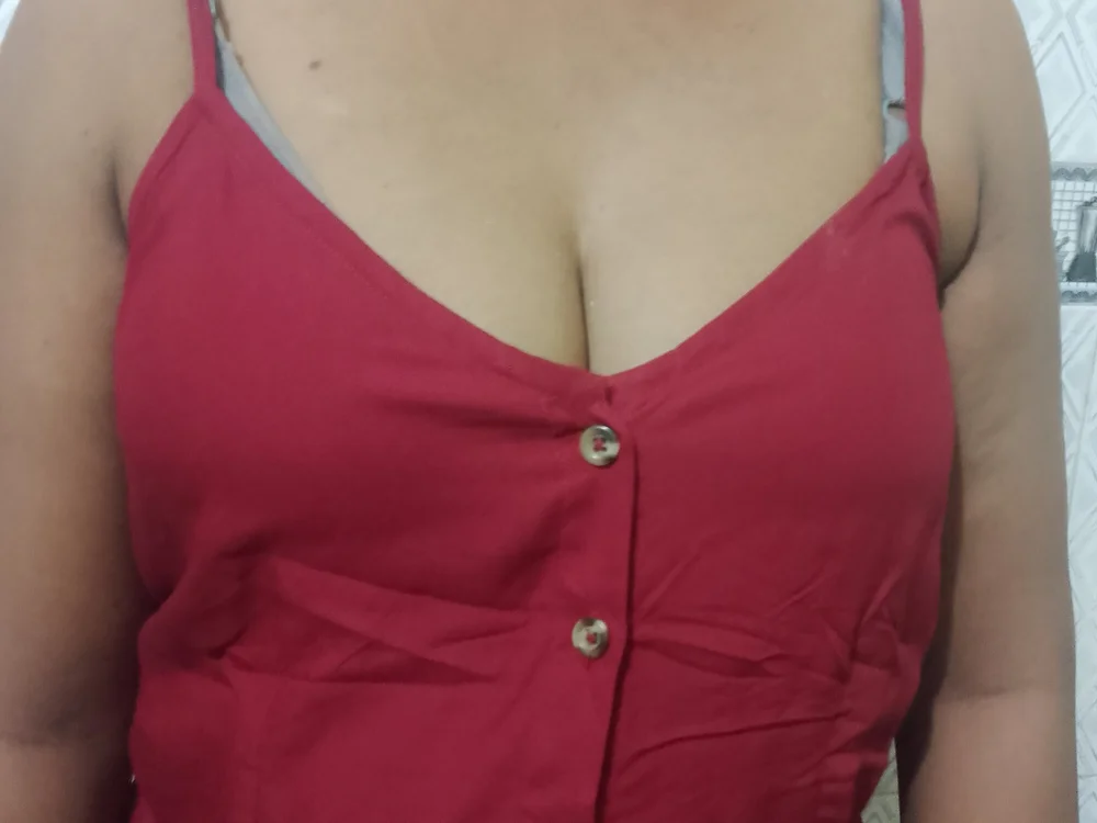 NaughtyNisha_ offline chatrum