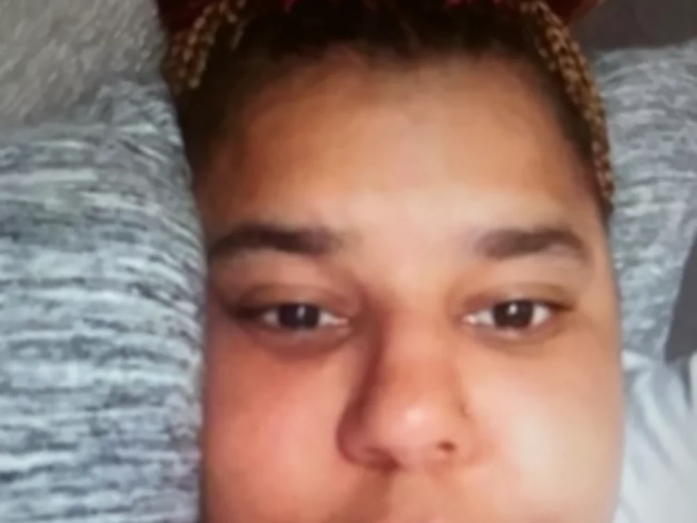 Semone36's Offline Chat Room