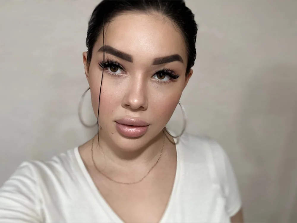 SweetAvroraa's Offline Chat Room