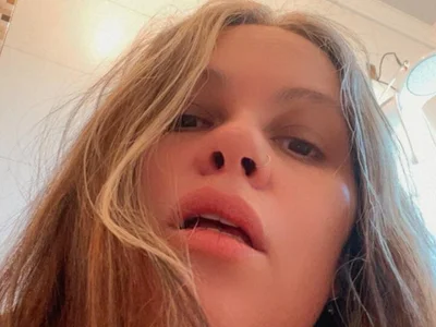 Hayri11 Female Affordablecam2cam Sex Webcam