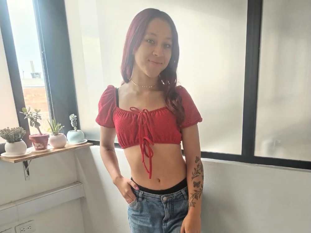 Dany_Amberr_ offline chatrum
