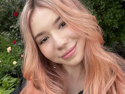 EmmaSteeler - Girl 