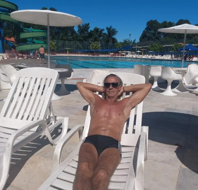 corola1956 offline XXX-chat