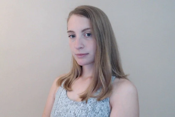 Isabelle_Peacocks' Offline Chat Room