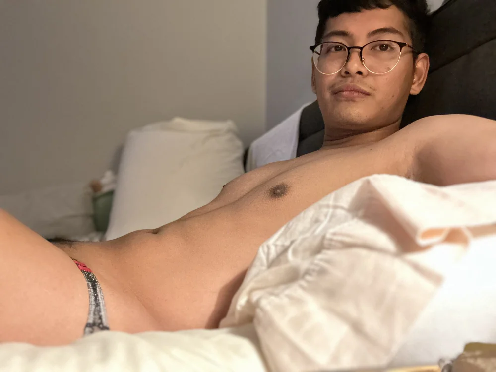 hornyasiantwinkshooter's most recent online preview