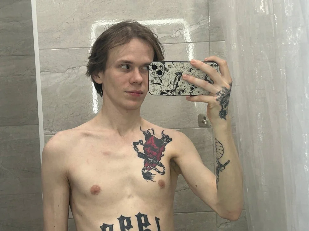 frankXstasy Adlı Modelin Çevrimdışı XXX Sohbeti