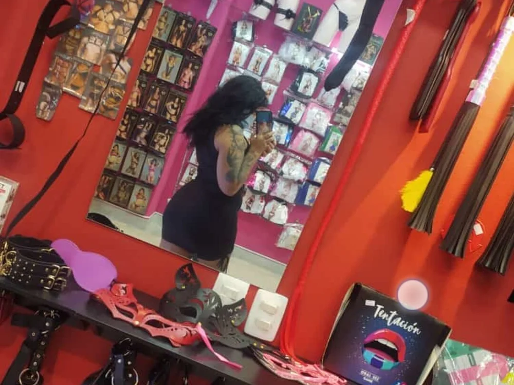 Thesexroom_'s Offline Chat Room