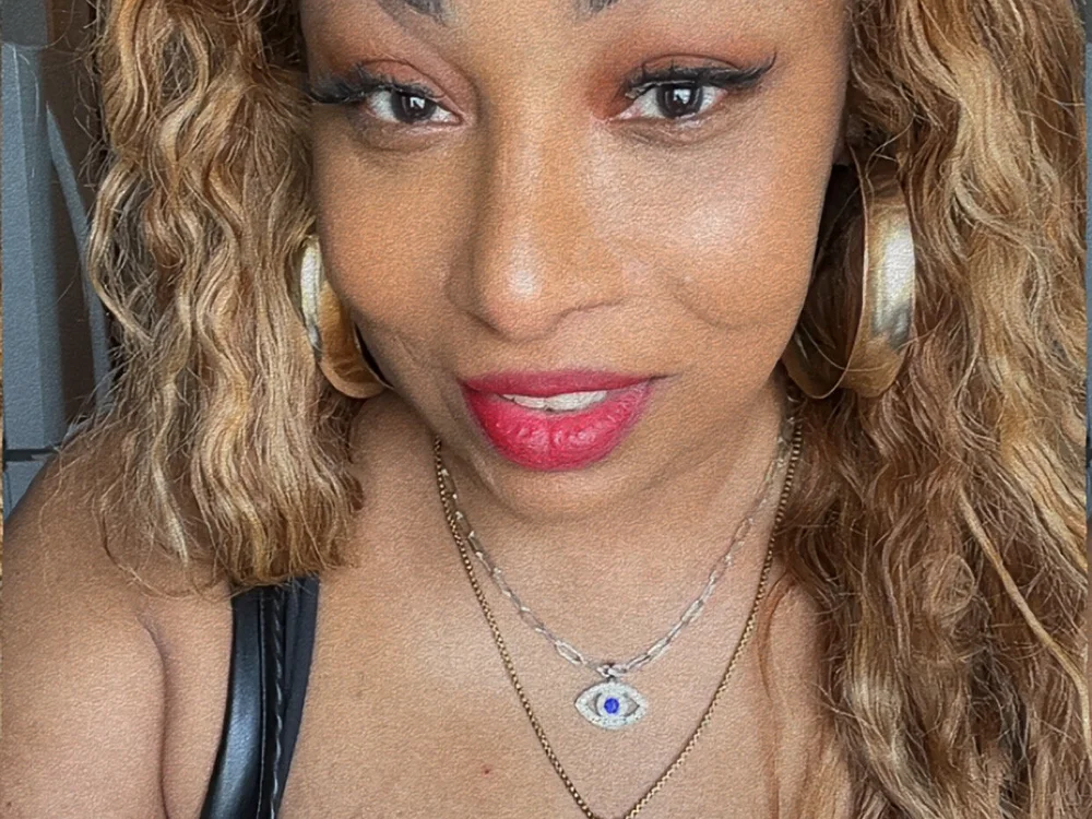 CougarGoddess offline chatrum