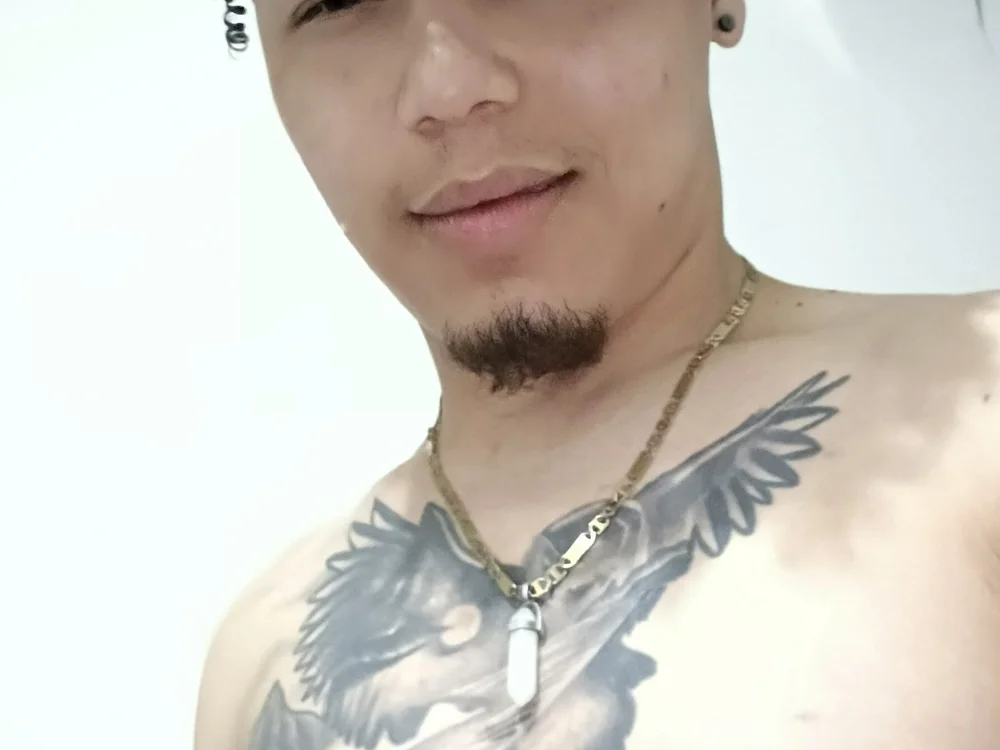 ห้องแชทออฟไลน์ของ Adan_Boy26