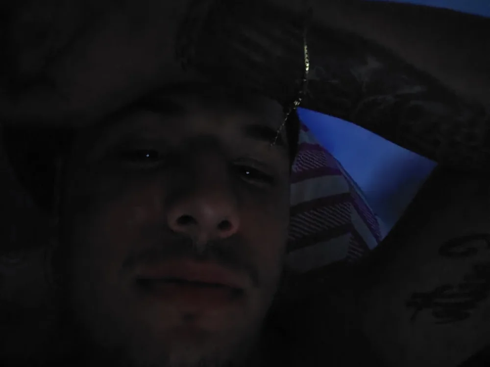 pollo_98's Offline Chat Room