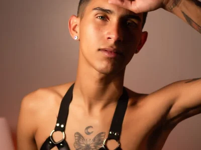 Alexmillers offline XXX-chatje