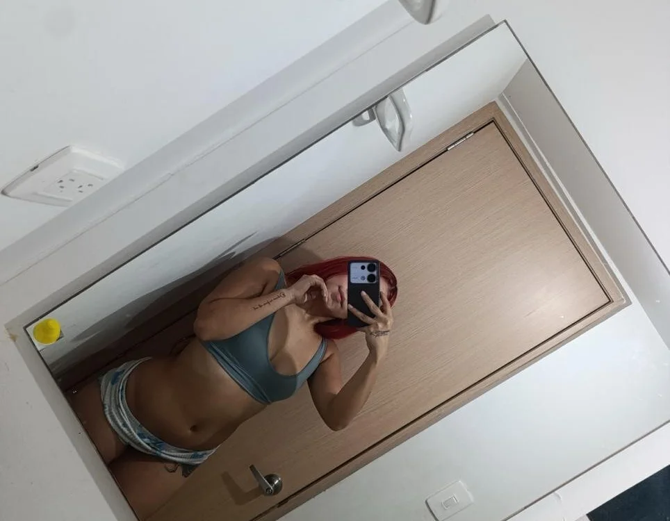 Candysiren Adlı Modelin Çevrimdışı XXX Sohbeti