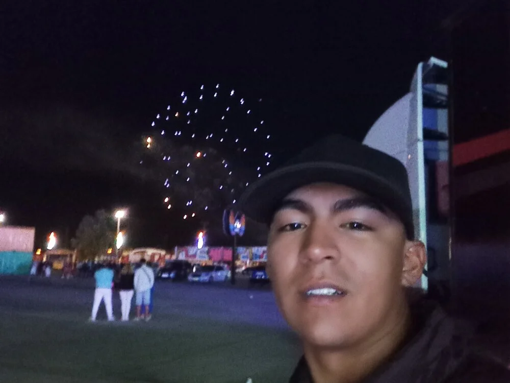 LShawnuThomc offline XXX-chat