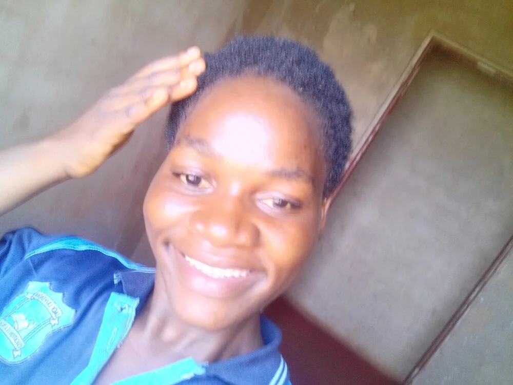 Honeybloom1 offline XXX-chat