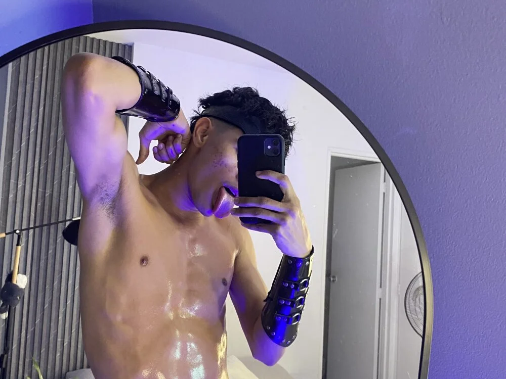 Busterspinter Chat XXX offline