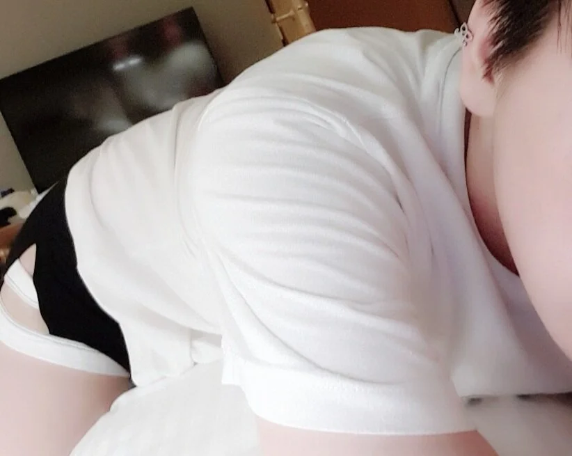 ห้องแชทออฟไลน์ของ cretula123