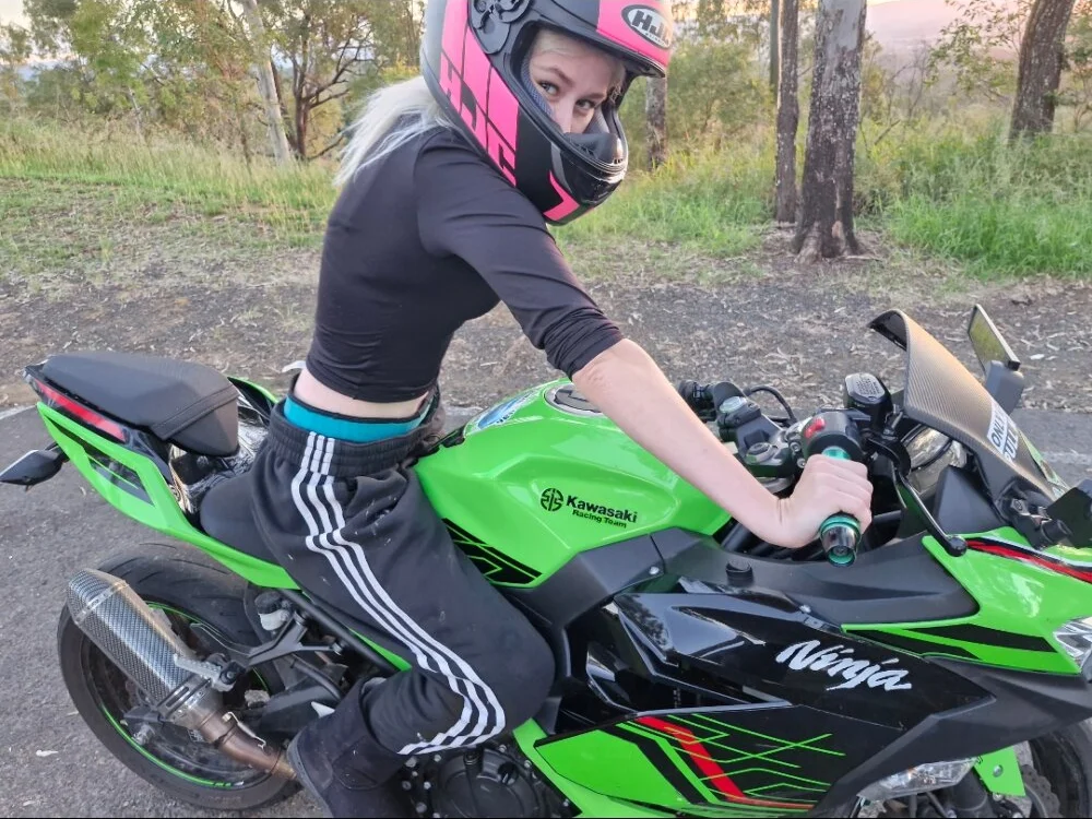 PrettyInPink18's Offline XXX Chat