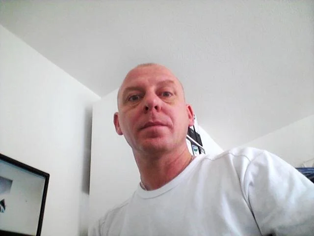 reifer_tino's Offline XXX Chat