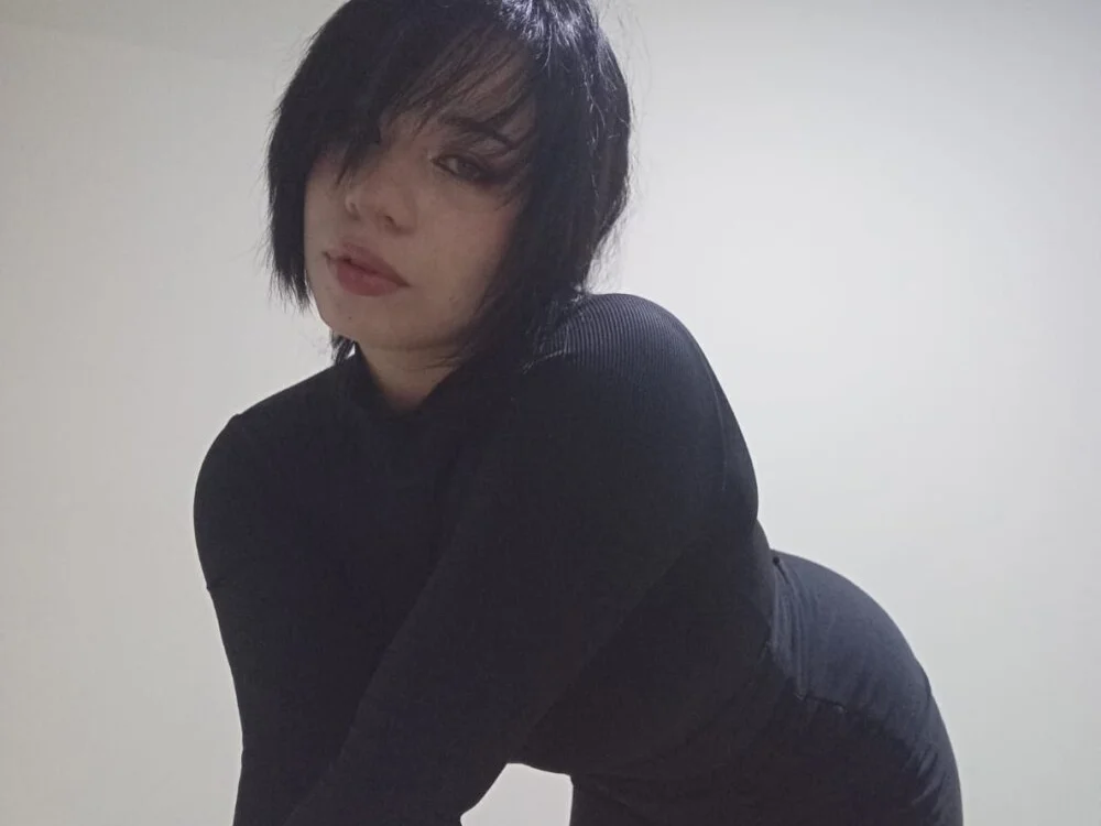 CHERRY_DARCK Chat XXX Ngoại tuyến