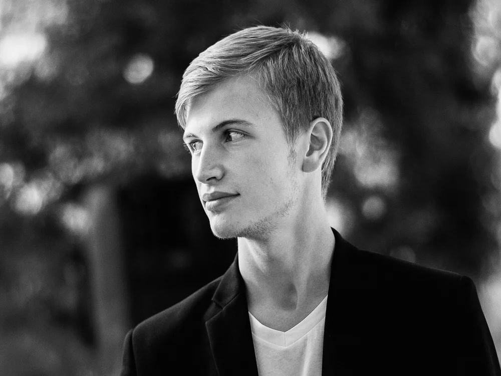 ห้องแชทออฟไลน์ของ Brandon_Fisher