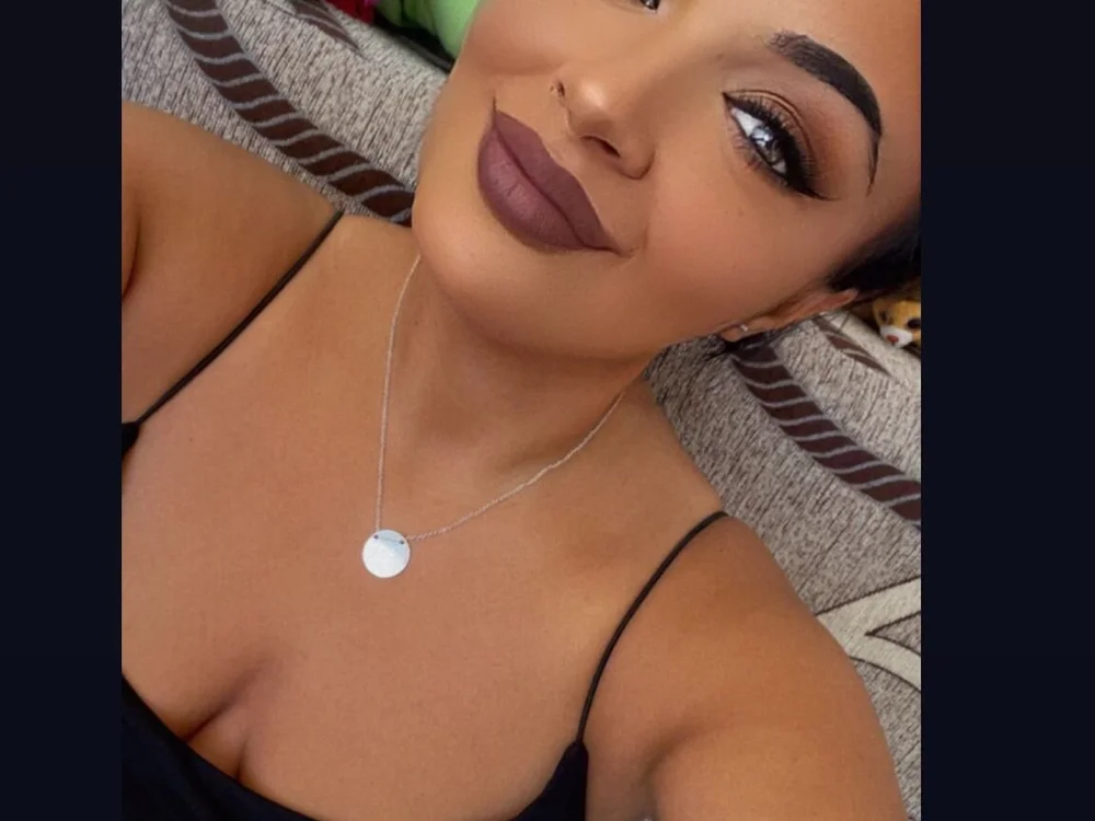 SexyBoobs27 offline chatrum