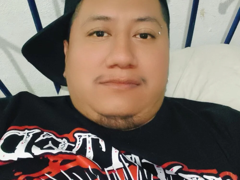 Santi455632 离线XXX聊天