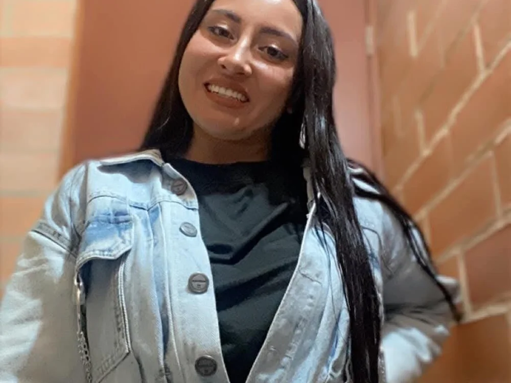 skarlet_dicapri18's Offline XXX Chat