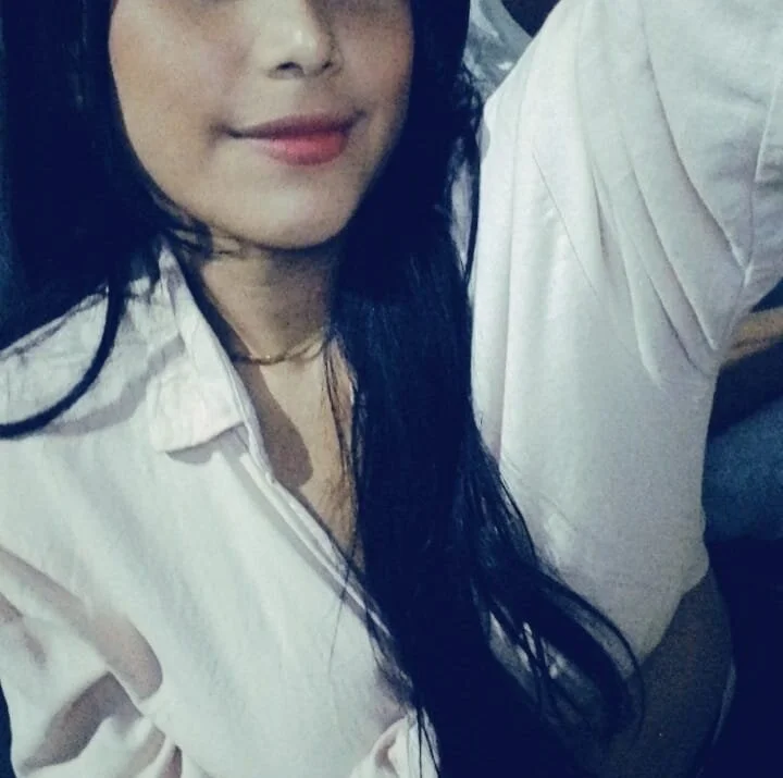 Reina_paola Offline XXX-chat