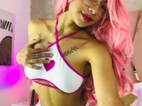 Model Lilith-Scott
