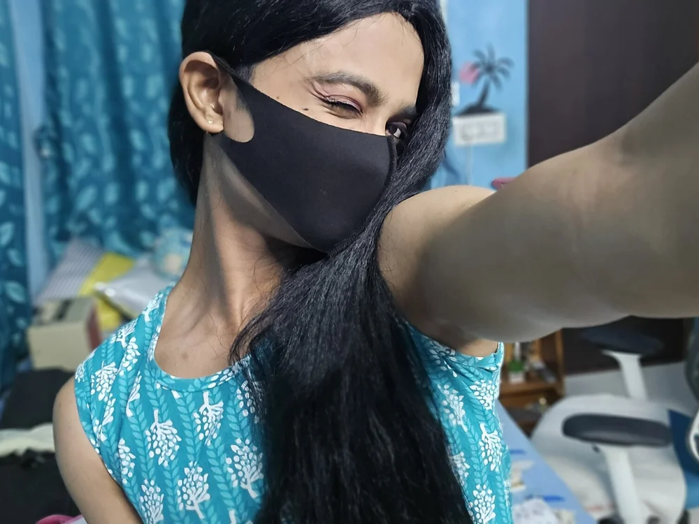 Sissyabira13 offline chatrum