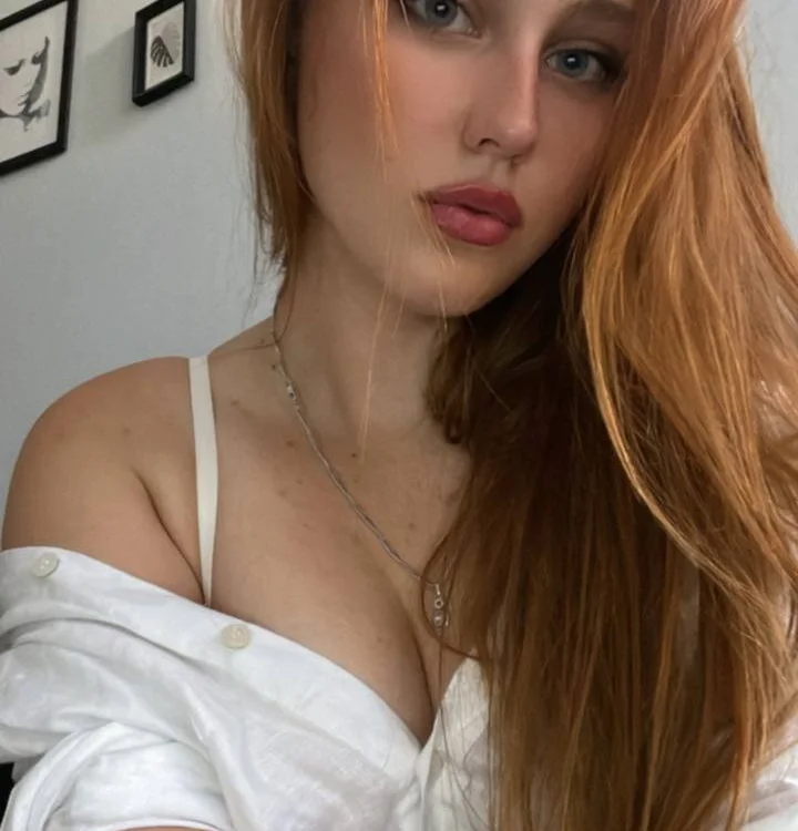 Bilik Sembang Luar Talian Emi_Doll